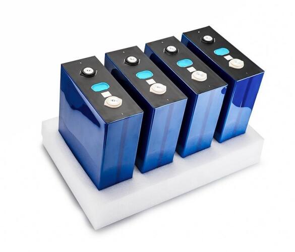 Baterías de alta velocidad de descarga de Primastic Akku EV 3.2V 100Ah Lifepo4 Batería 120Ah 2
