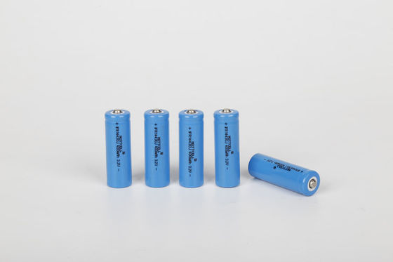 26650 3.2V LiFePO4 Baterías de alta velocidad de descarga Células de 3300mAh para luz solar