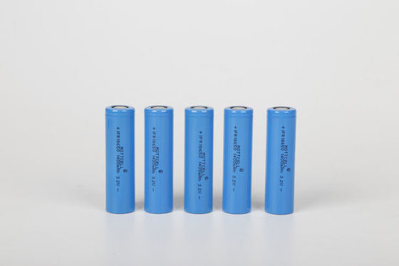 Batería recargable de 3.2V Lifepo4 Celular AAA 14500 18500 18650 3.7v Batería de iones de litio