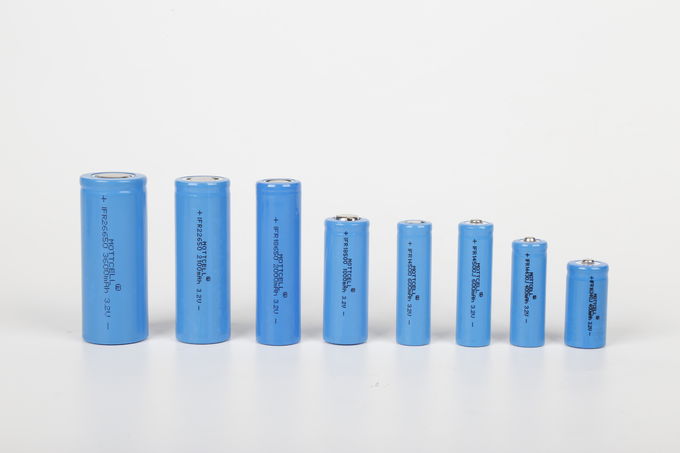 3.2V 3.7V Batería de hierro de litio ENERGÍA SOLAR 18650 14500 LIFEPO4 Célula de batería cilíndrica 0